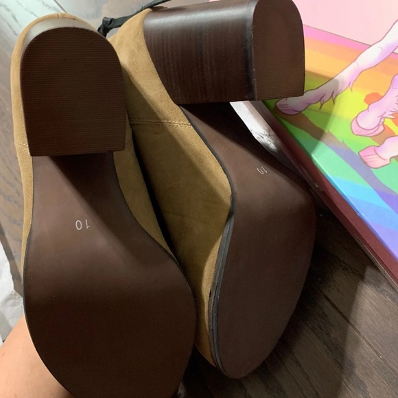 Jeffrey Campbell Rumble Booties in Taupe Suede - Picture 2 of 5